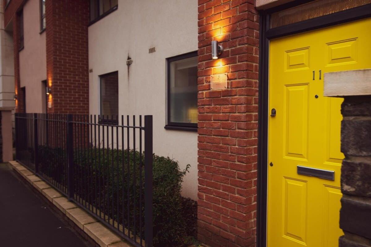 Deluxe Apartment Near Cabot Circus W Parking Sleeps 5 Bristol Exterior foto